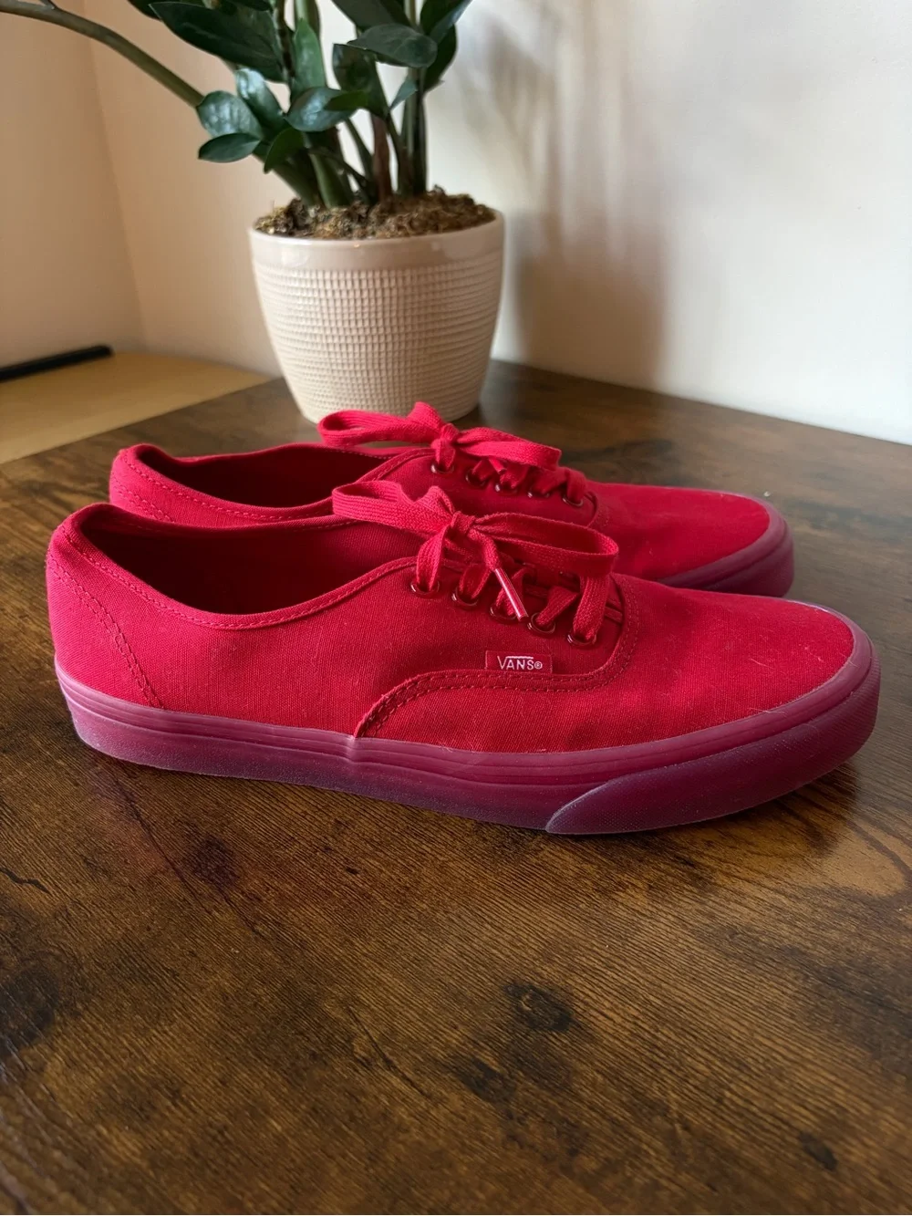 Vans Authentic Low-Top Canvas Sneakers in Red - Men’s 10 - Like New!